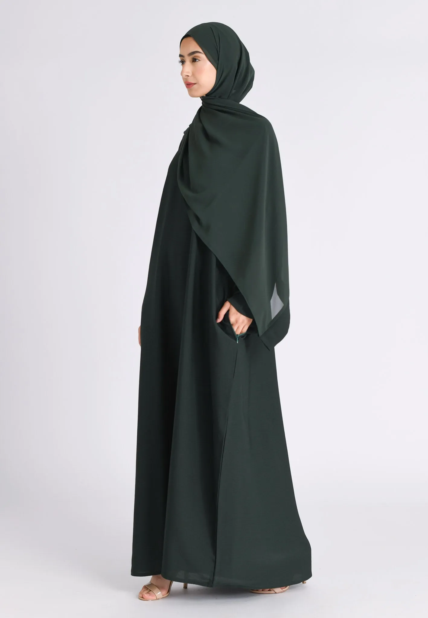 Bottle Green Textured Abaya With Zip Pockets (Premium)