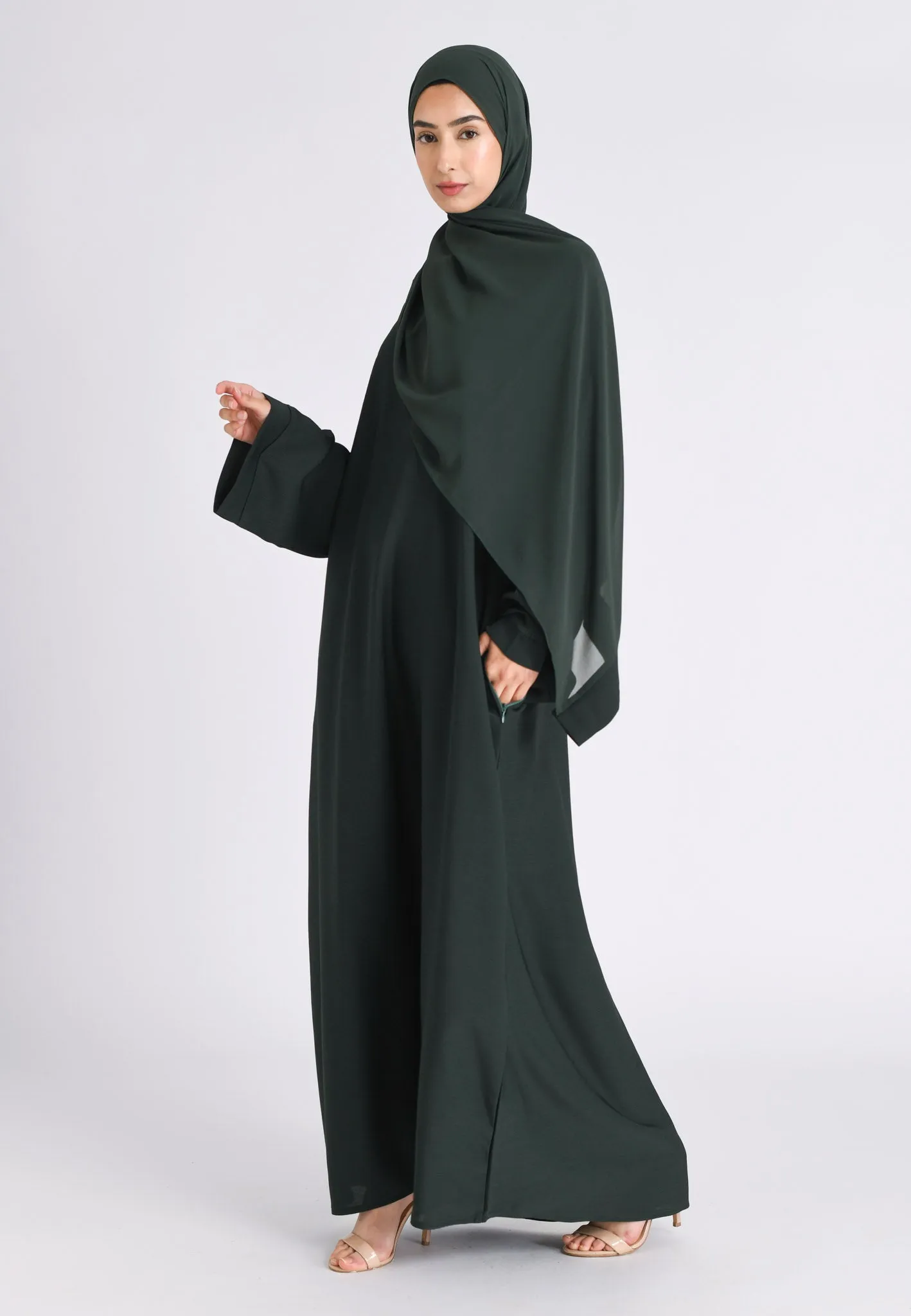 Bottle Green Textured Abaya With Zip Pockets (Premium)