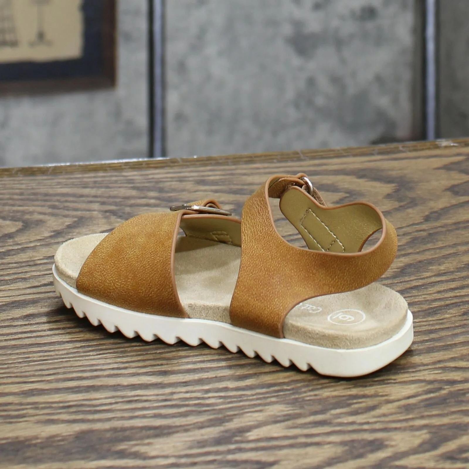 Cat & Jack Toddler Girls' Shaelyn Footbed Sandals Cognac Brown 6