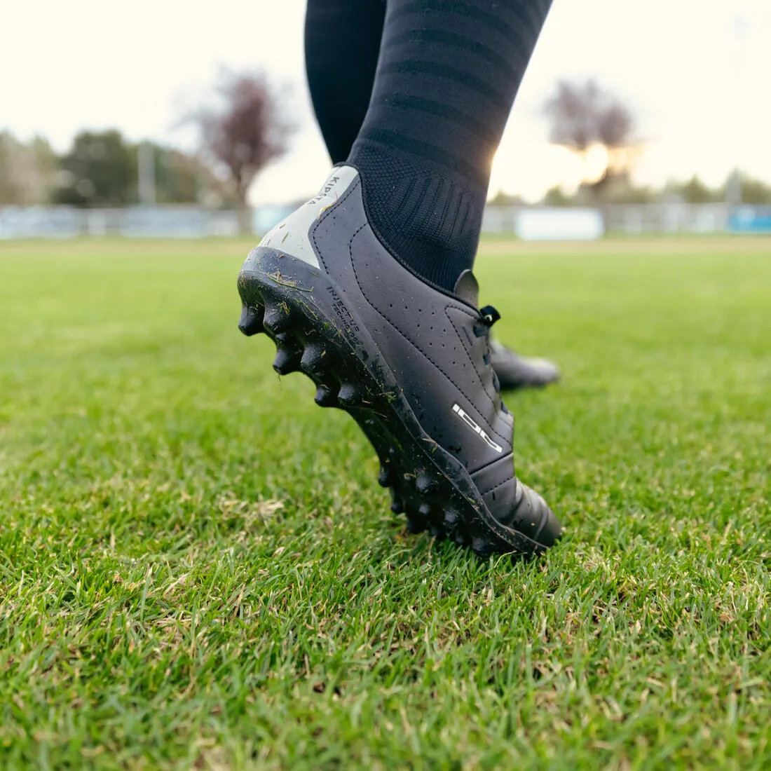 CHAUSSURES DE FOOTBALL 100 MG NOIR
