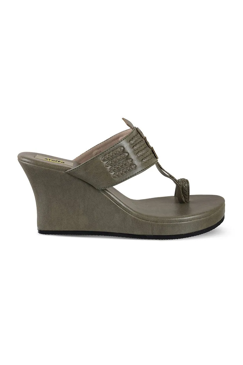 Classic High K Wedge Black