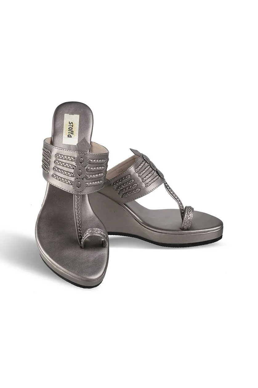 Classic High K Wedge Black