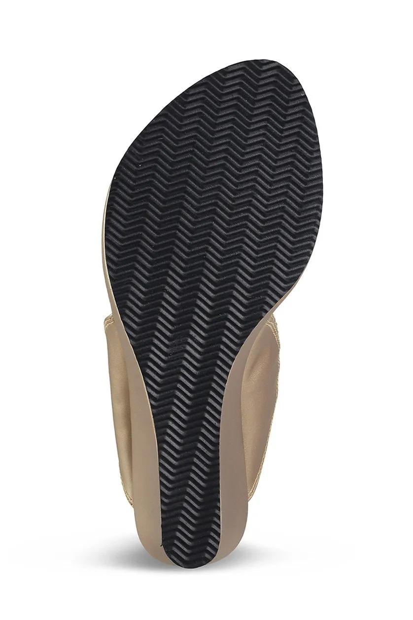 Classic High K Wedge Champagne