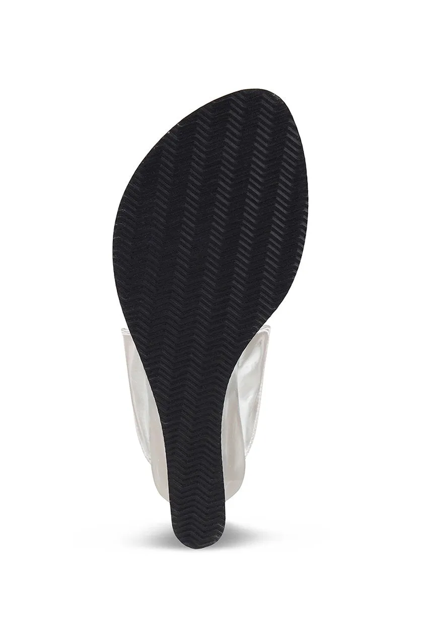 Classic High K Wedge Champagne