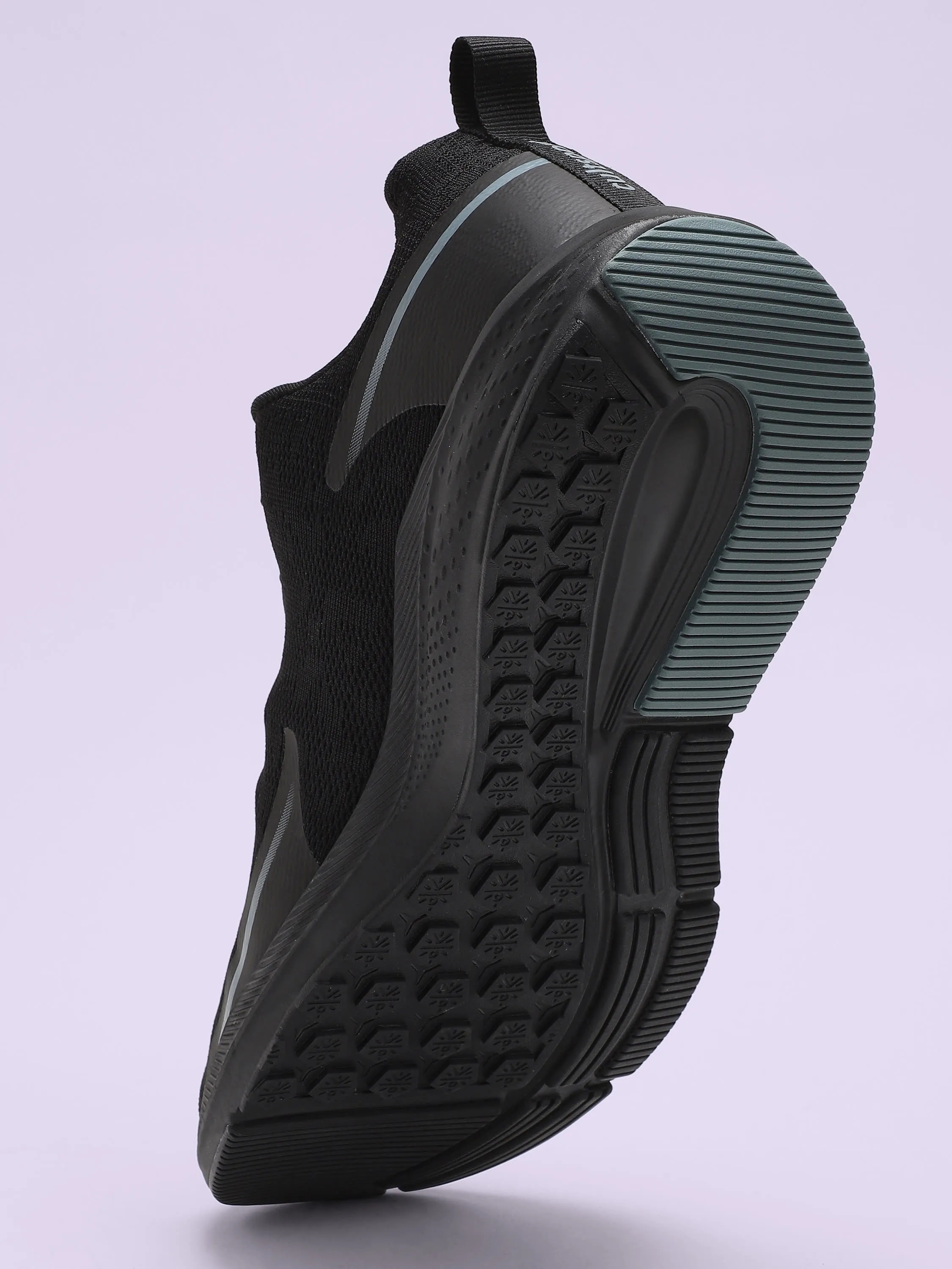 cult Windblazer Men Running Shoes - Black