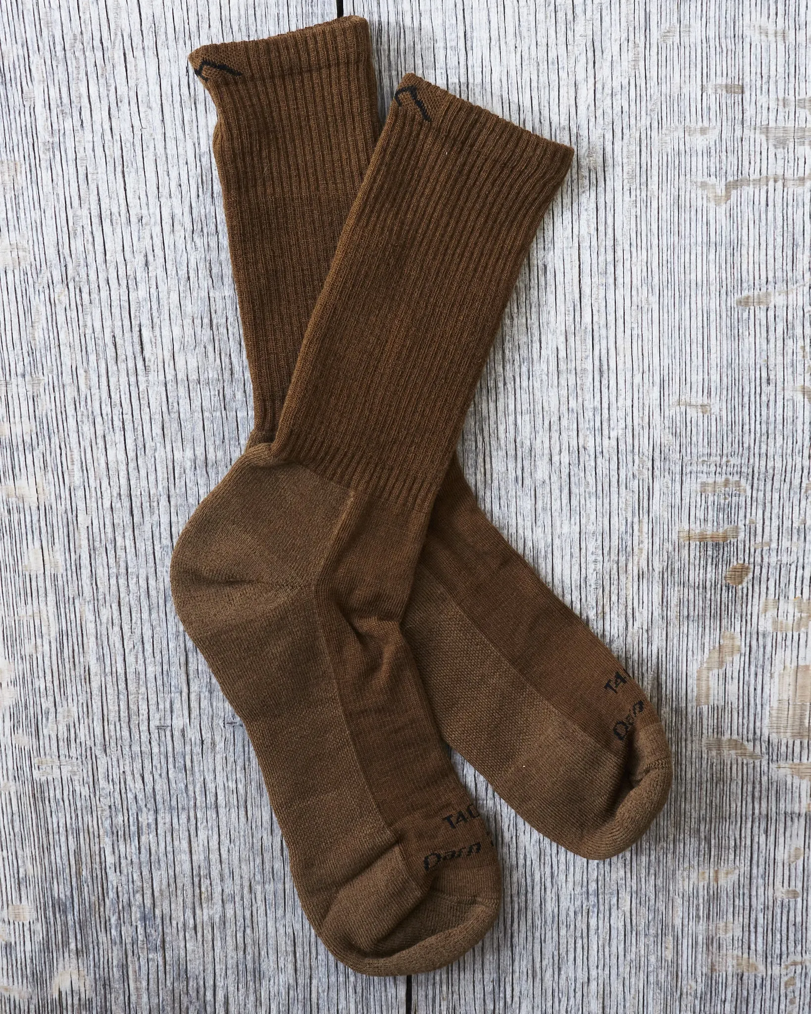 Darn Tough T421 / T4021 Coyote Boot Sock Midweight Tactical With Cushion
