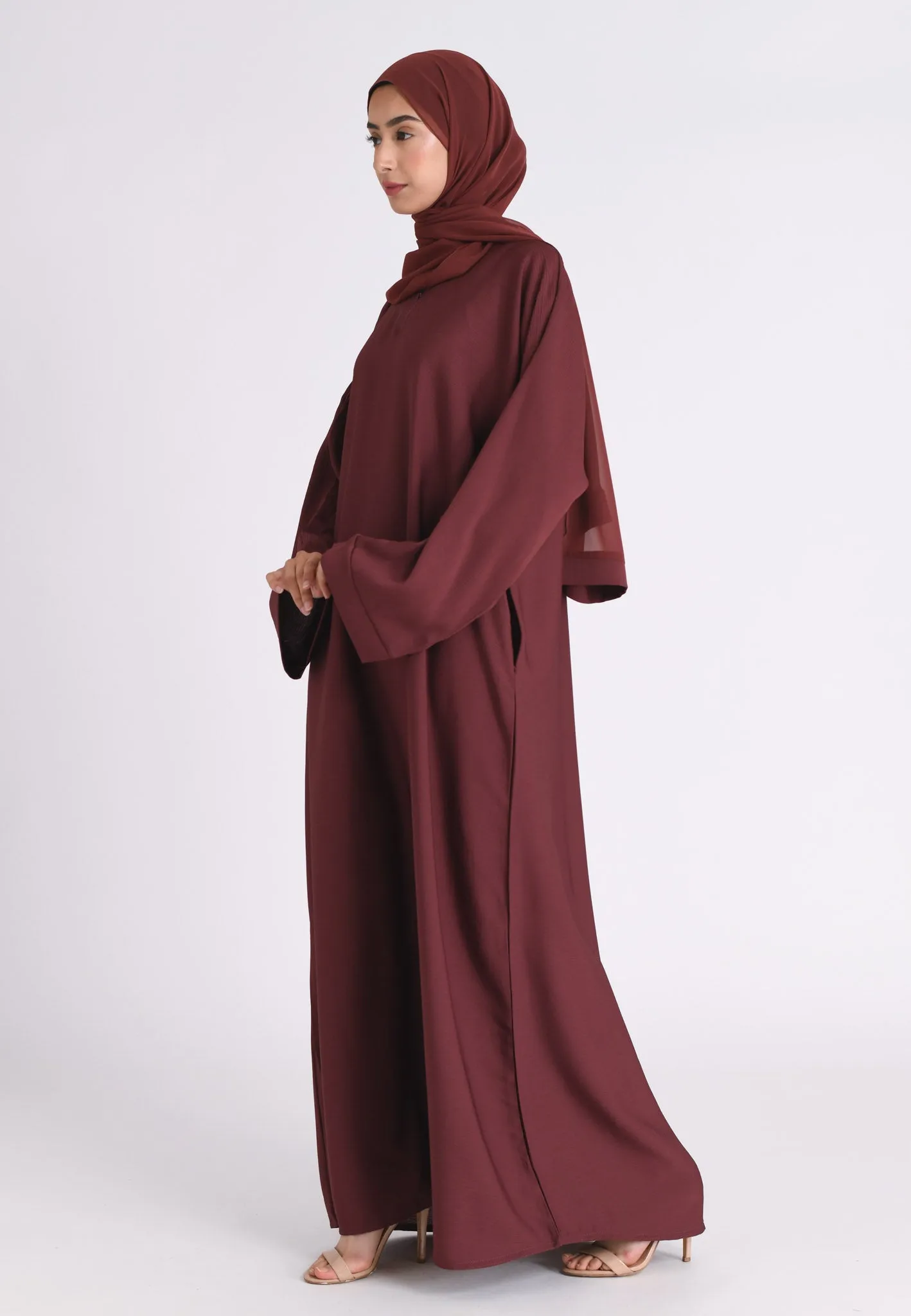 Dusty Mauve Textured Abaya With Zip Pockets (Premium)