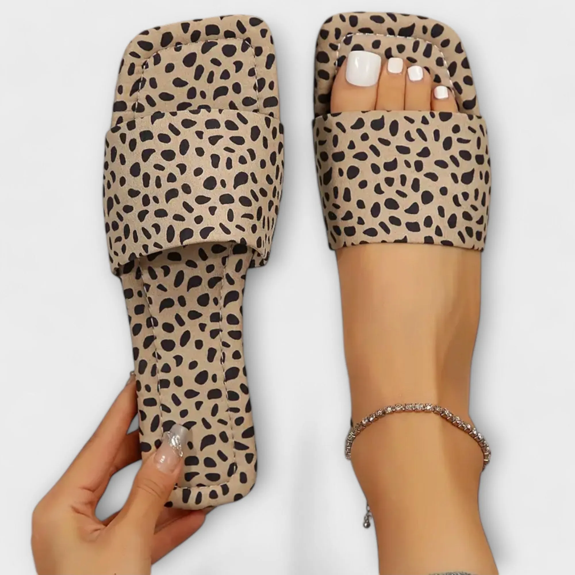 Gianna | Leopard Print Flat Slippers