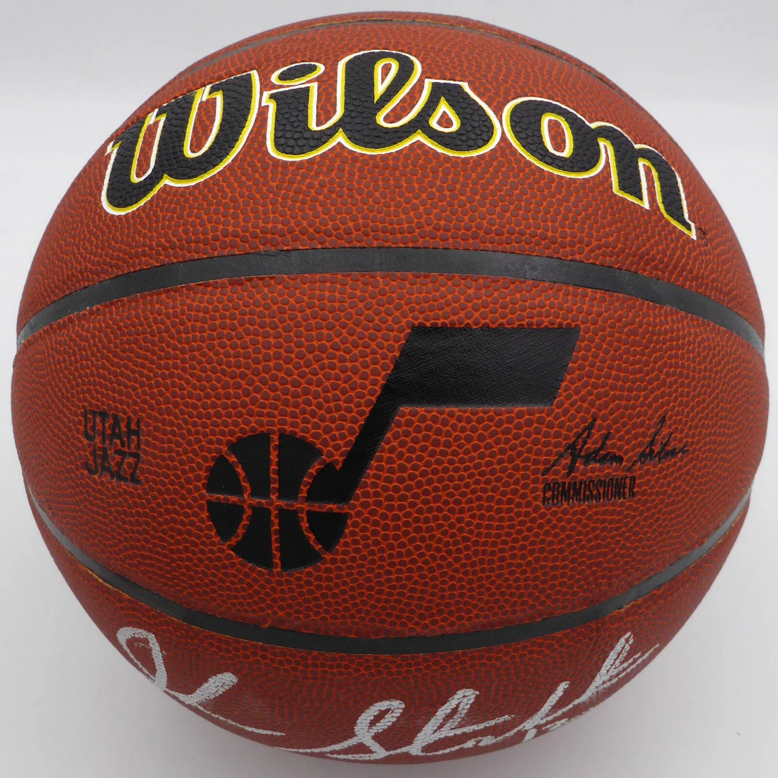 John Stockton Autographed Basketball Utah Jazz (Smudged) Beckett QR #1W271720
