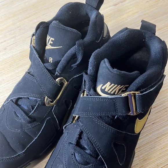 Nike Air Force Max CB Black Metallic Gold Size 9