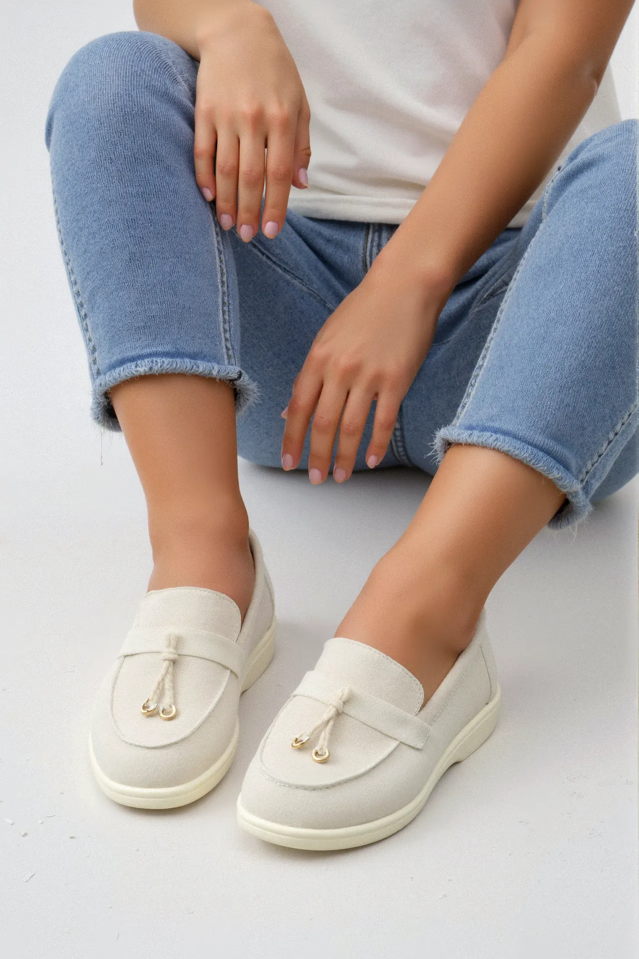 Old Money Casual Metallic Circle Decor Leather Loafers