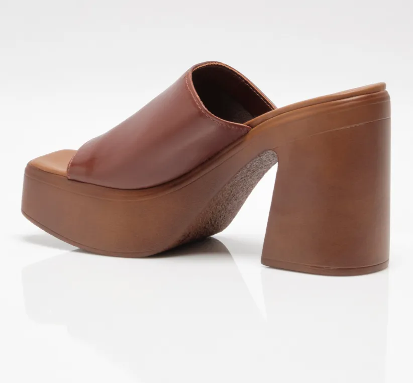 Slip On Sculpted Platform Heel