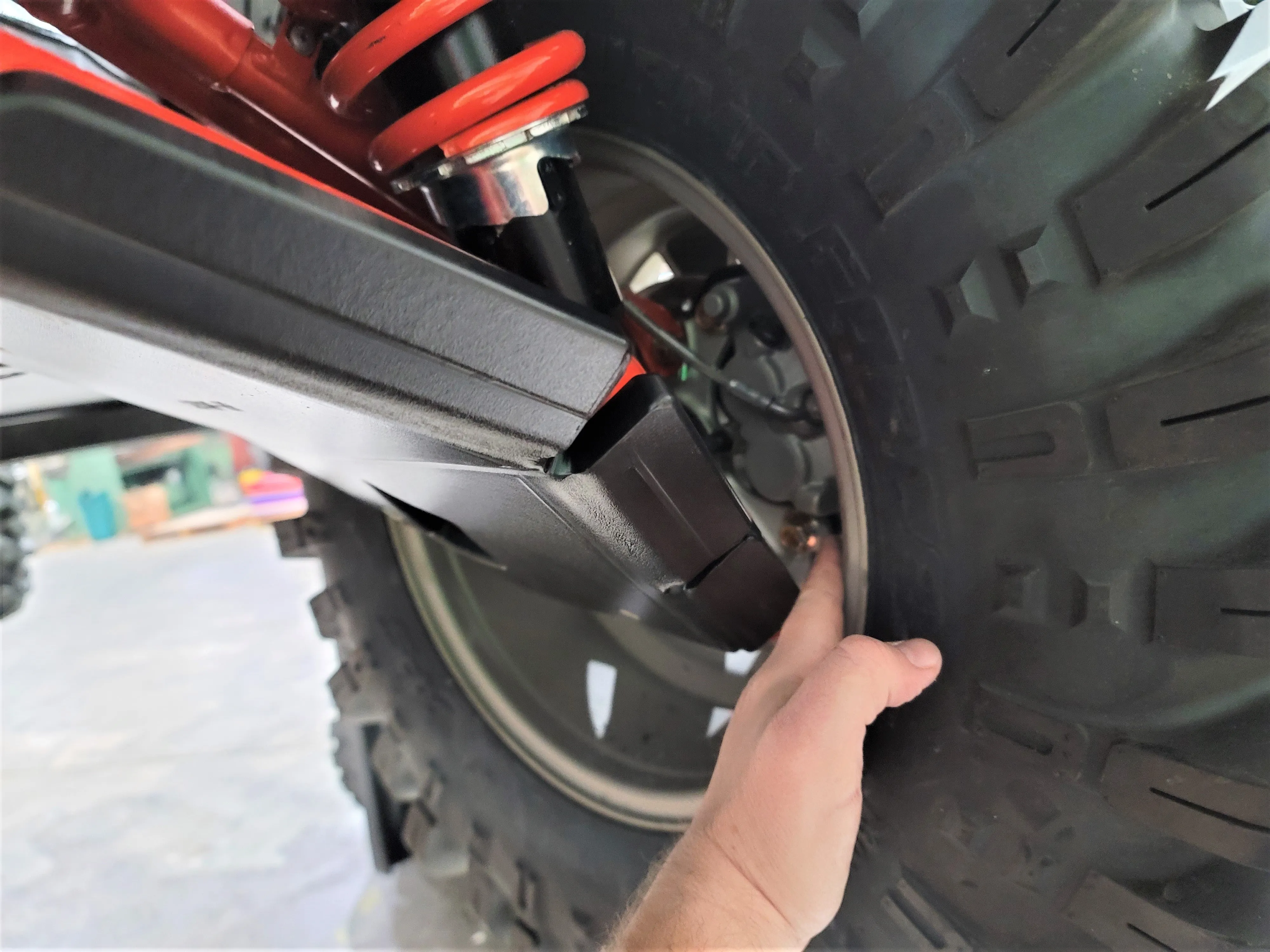 Trail Armor Can Am Defender Pro Lonestar, Can Am Defender X MR, Defender Max X MR, Defender DPS Cab, Defender Limited, Defender Max Limited, Defender Pro Limited, Defender Max Lonestar Cab iMpact A-Arm guards for FACTORY ARCHED A-ARMS