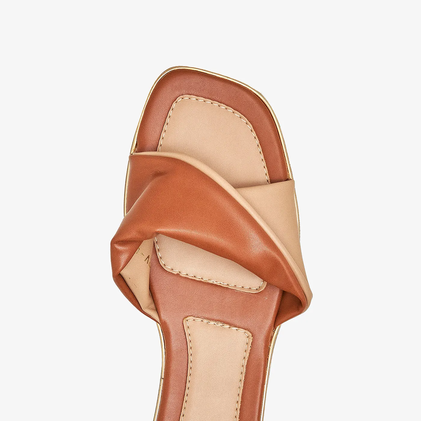 Twisted Plain Flats