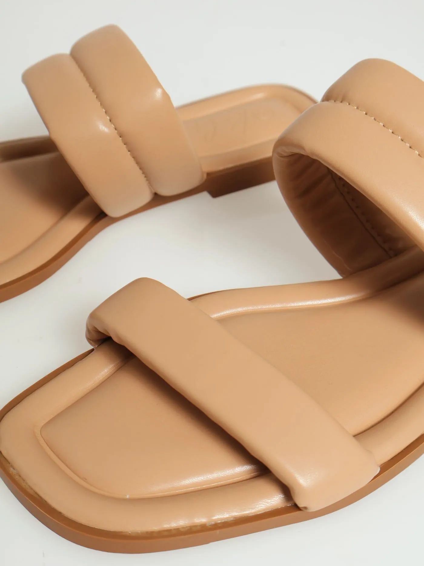 Wide & Narrow Puff Strap Sandal - Taupe